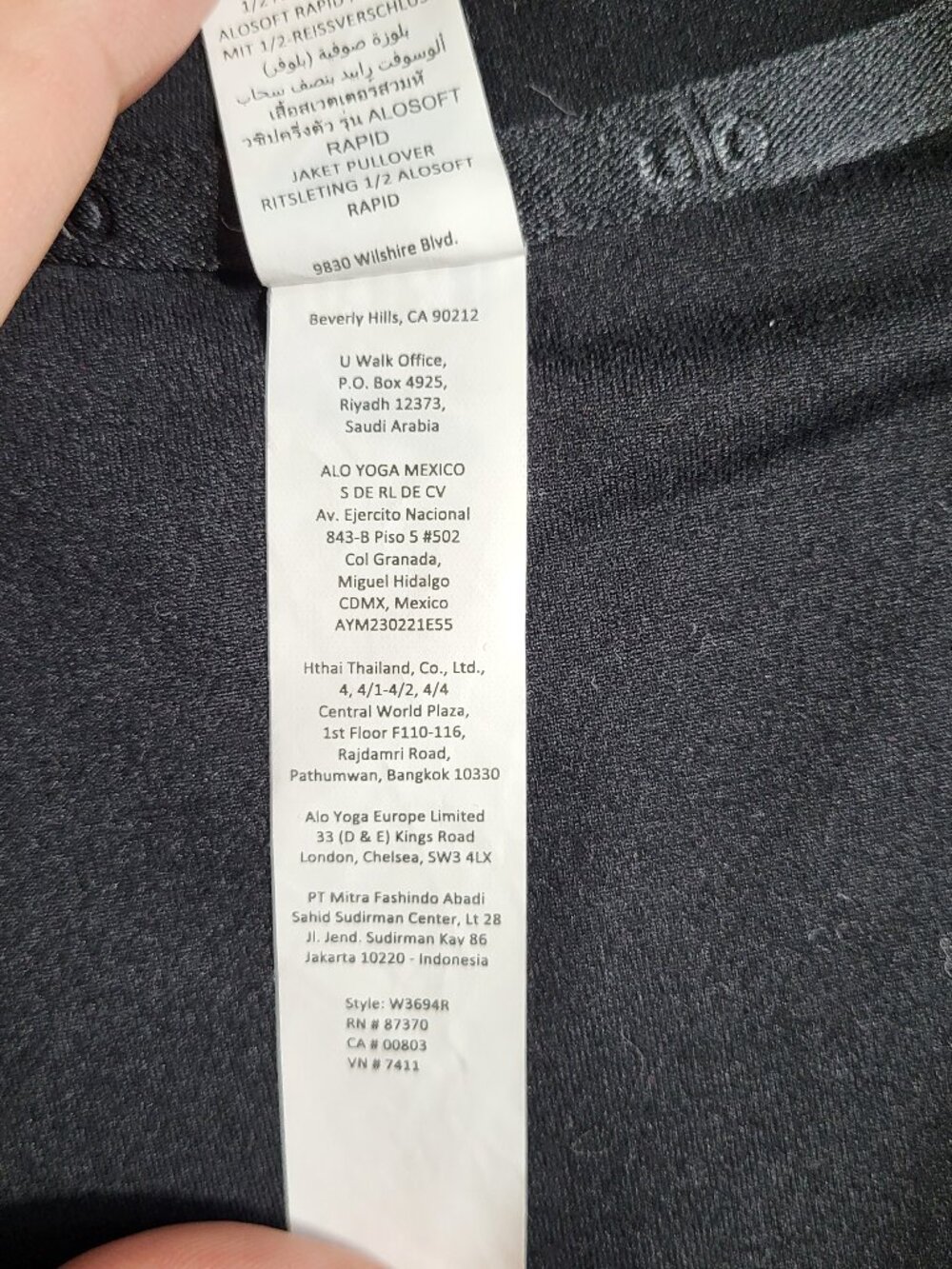 ALO YOGA - Alosoft 1/2 Zip Rapid Pullover - Small - Picture 9 of 14